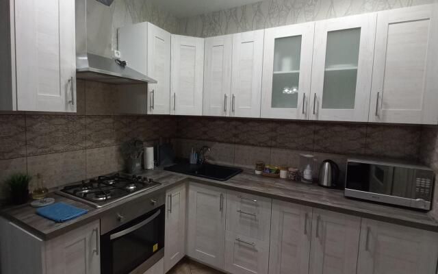 Apartments on Surikov Street