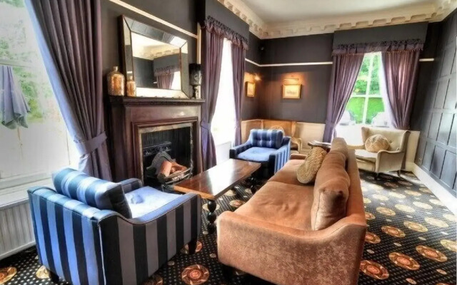 Bartle Hall Country Hotel