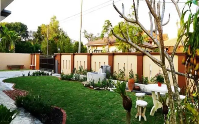 Ipoh Homestay Boutique Bungalow @ Taman Golf