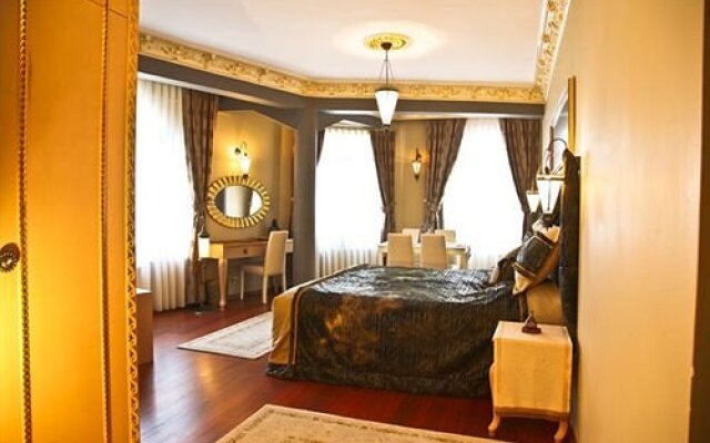 Romans Haute Couture Hotel