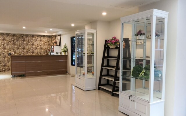 Shinjo Grand Boutique