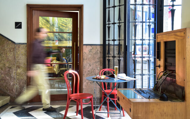 The Editory House Ribeira Porto Hotel