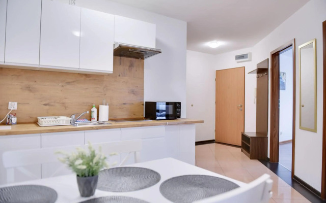 City Aparthotel