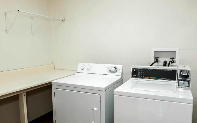 Quality Inn & Suites Anderson I-69