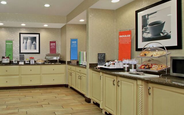 Hampton Inn & Suites Florence-Downtown