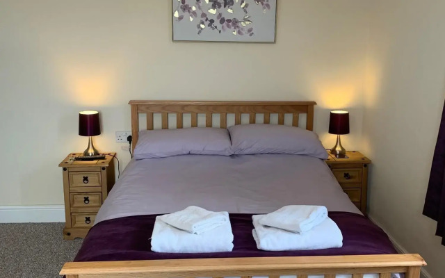The Village Inn and Kirtle House B&B