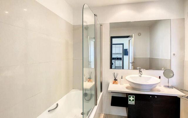 Rodamar Apartment by MHM