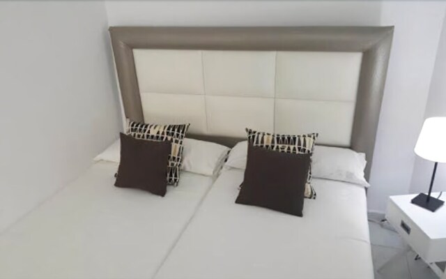 Marbella Beach Centre 2 bedrooms Interior