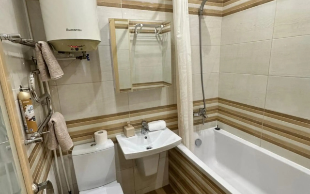 Apartment 1, Podilya