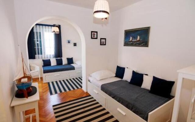 Villa Ana