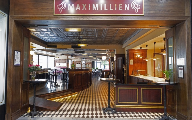 Davinci Hotel And Suites On Nelson Mandela Square