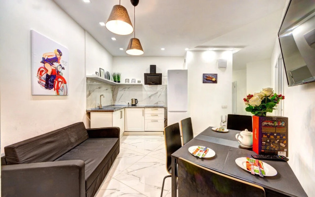 Apartment Lipkovskogo 16B