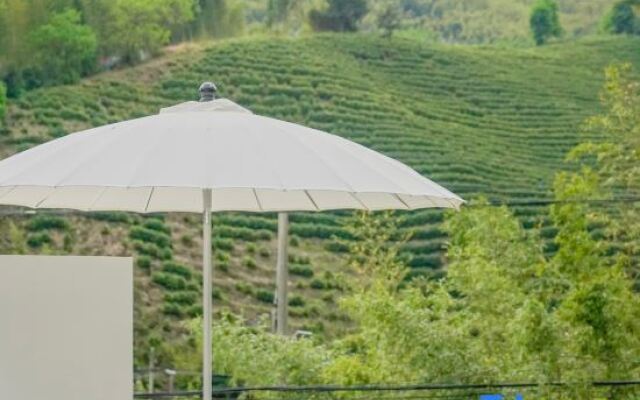 YUNXI Designer Hot Spring Homestay