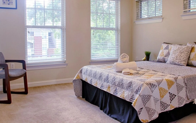 2 bedroom, East 9th Street