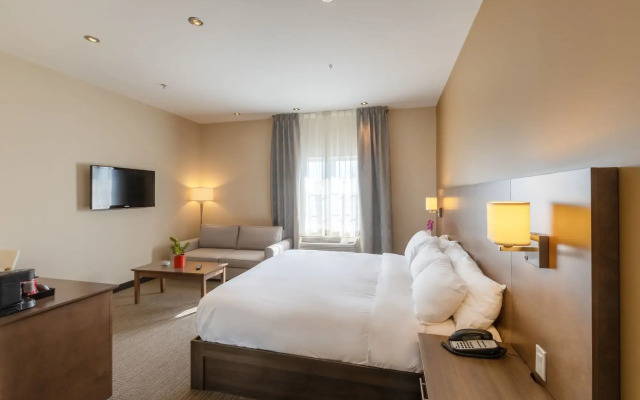 Imperia Hotel & Suites Terrebonne