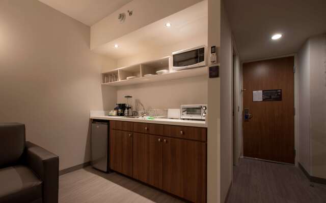 Microtel Inn &amp; Suites by Wyndham San Luis Potosi