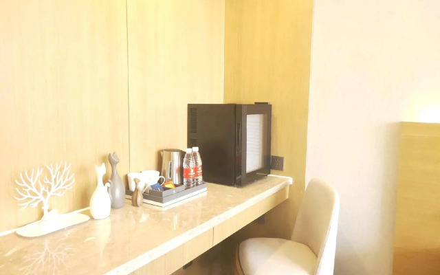 Zunyi Aizhu Smart Hotel(遵义爱住智能酒店)