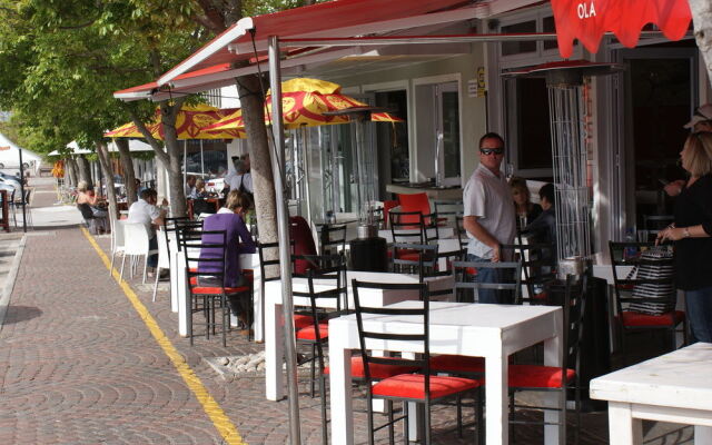The Vic Port Elizabeth Hotel