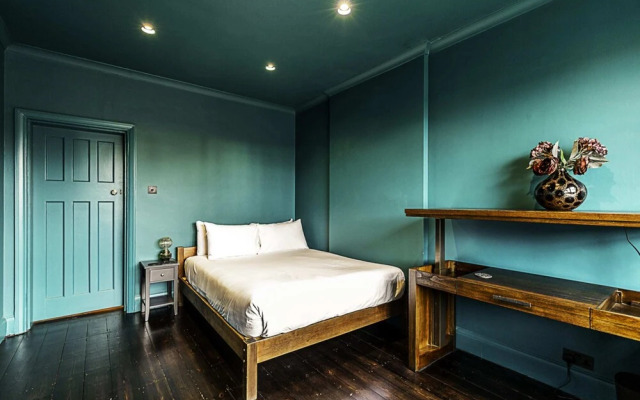 Stunning 5 Bed House in Willesden Green!