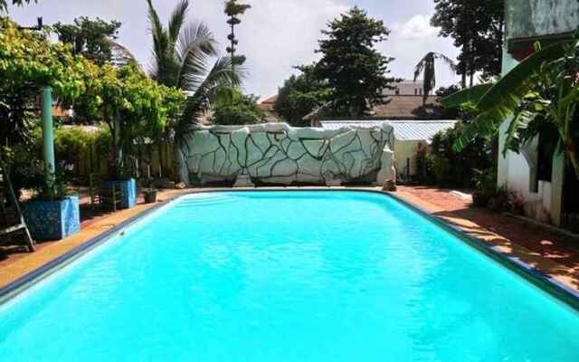 Little Jungle Resort