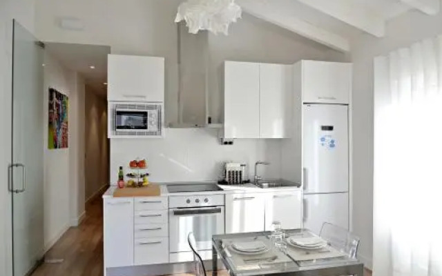 Navarra Chic Apartment & Terrace