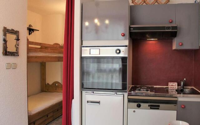 Appartement Vars, 1 pièce, 4 personnes - FR-1-330B-95