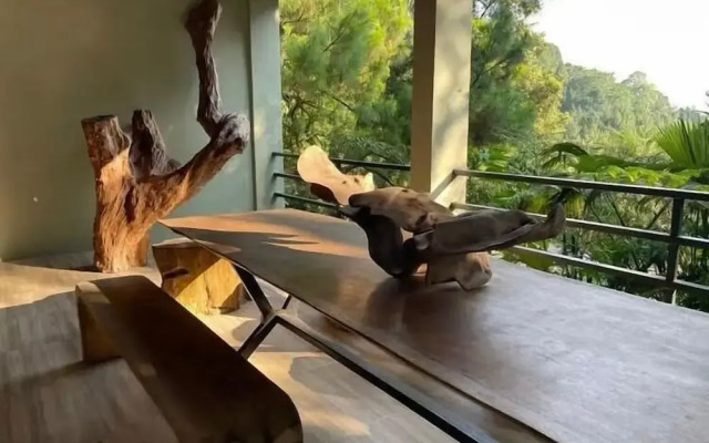 Habitat Hills by Santai Aja