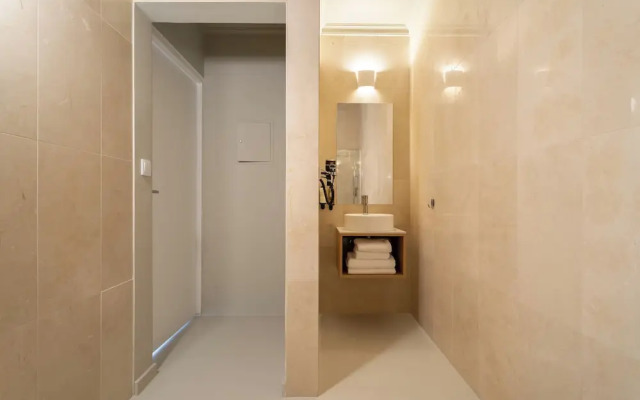 Lapa Diplomatic Suite&Flat by FeelLisboa