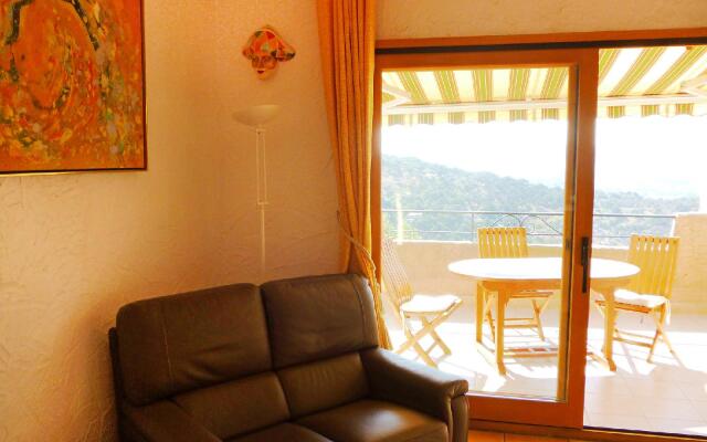 Apartment Silhouette