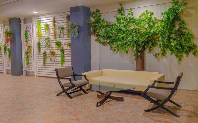 English Resotel Hotel