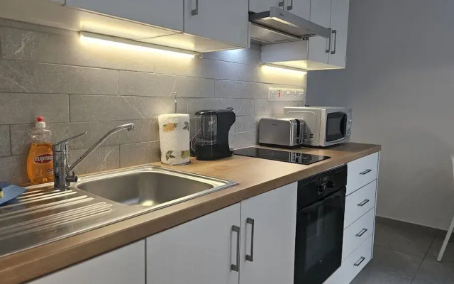 145 NIC - Stay Historia Apartment
