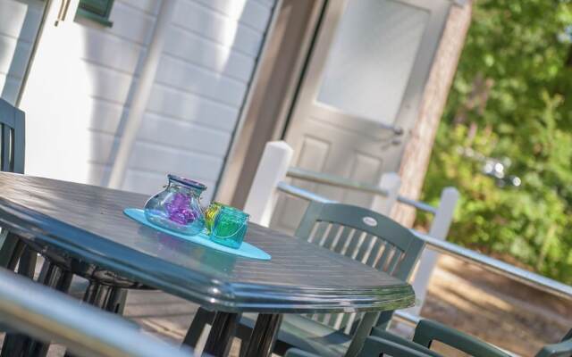 Ground Floor Chalet With Microwave in Natural Surroundings
