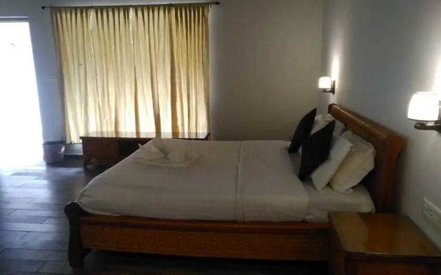 Vraksh Resort