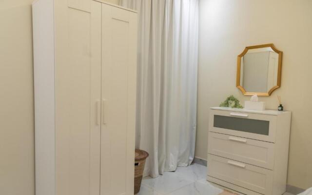 No.8-9 Relax & Enjoy Time w/Manazil Alyasmin 2BR/1or2BA