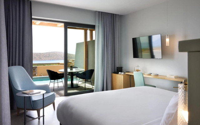 Cayo Exclusive Resort & Spa