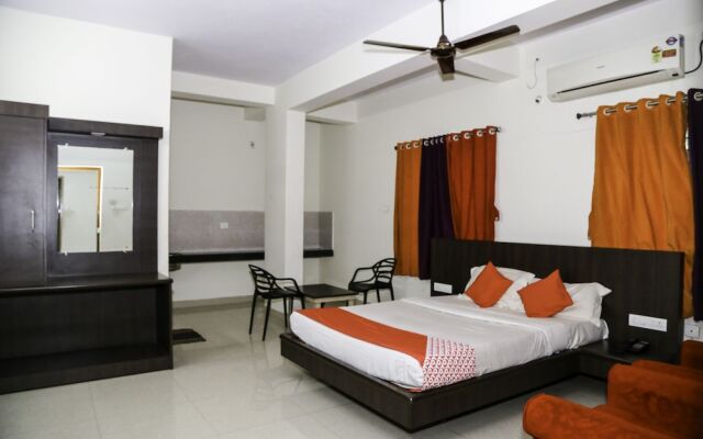 OYO 24265 Hotel Nagu Palace