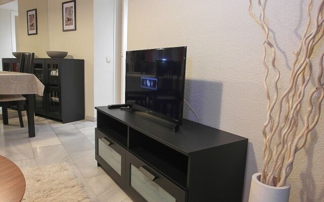 DFlat Escultor Madrid 210 Apartments