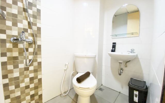 Fancy And Nice Studio At The Alton Apartment