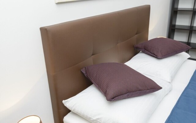 Senator Suite Stephansplatz by Welcome2Vienna