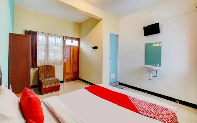 90240 Pandan Inn Guest House Batu