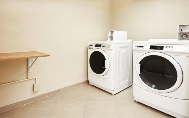 Holiday Inn Express Hampton - Coliseum Central by IHG