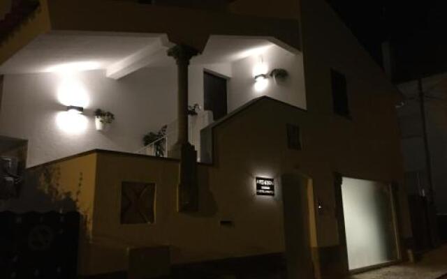 Art 4 You Cascais Hostel & Suites