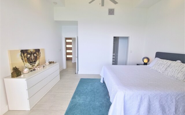 Lighthouse Point Residences