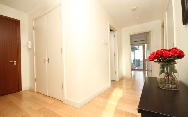 Grand Canal Quay Fantastic Apartment