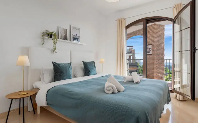 Los Arqueros Sunny Balcony With Pool - Ref M52