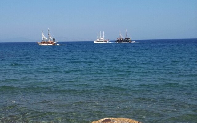 Nuova Beach Hotel