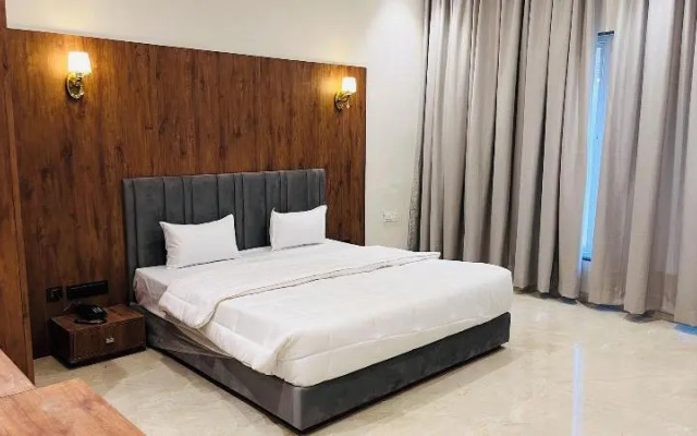 Gaurison Hotel&Resort