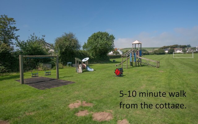 Stables Georgeham 2 Bedrooms Sleeps 6 Dogs Welcome