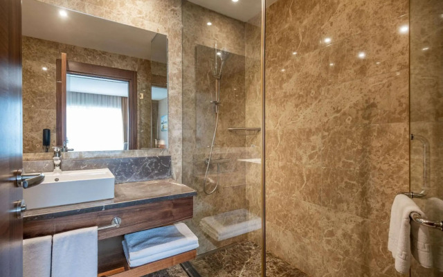 Myconian Imperial - Leading Hotels of the World