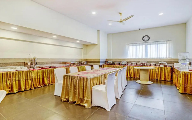 Treebo Galaxy Suites Mathikere